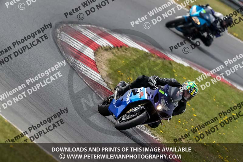 enduro digital images;event digital images;eventdigitalimages;no limits trackdays;peter wileman photography;racing digital images;snetterton;snetterton no limits trackday;snetterton photographs;snetterton trackday photographs;trackday digital images;trackday photos